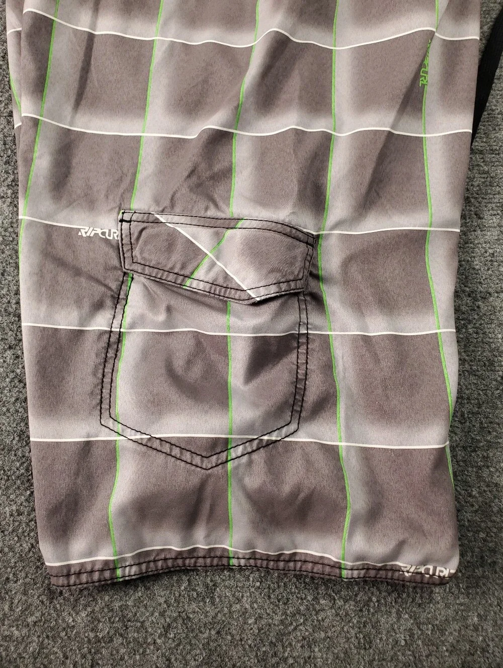 Rip Curl Stoked Boardshorts Mens 32 Shadow Grid Plaid Vintage Y2K Surfer Beach